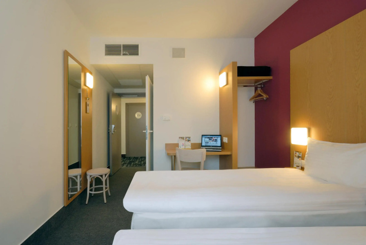 B & B Hotel Prague City
