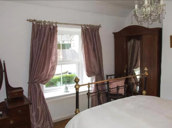 4 Ecclesbourne Cottages