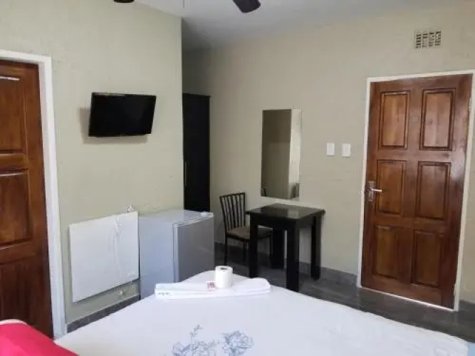 Chisam Guest Lodge