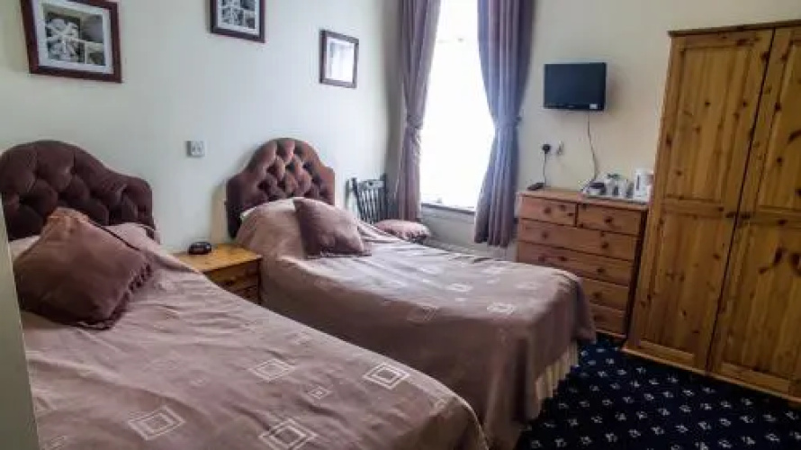 Raynscourt Lodge BB