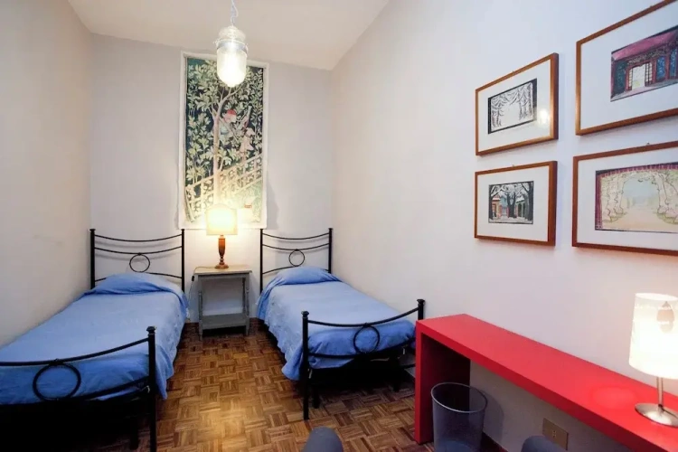 2 Bedrooms Classic Apartment