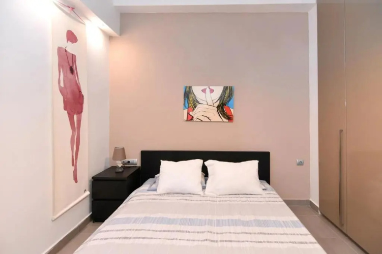 Excellent apartment luxuriously renovated