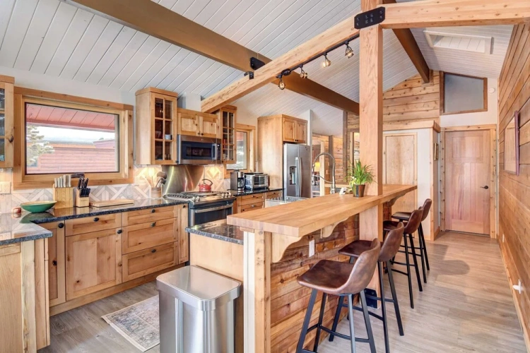 3 Bedrooms Cottage
