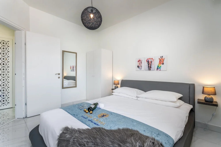 Even Israel Apartments