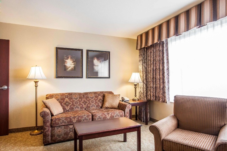 1 Bedroom Suite