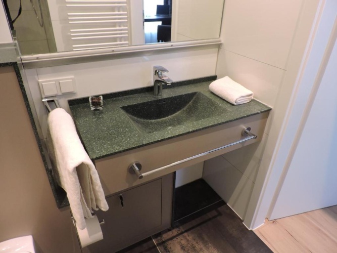 Deluxe Single room