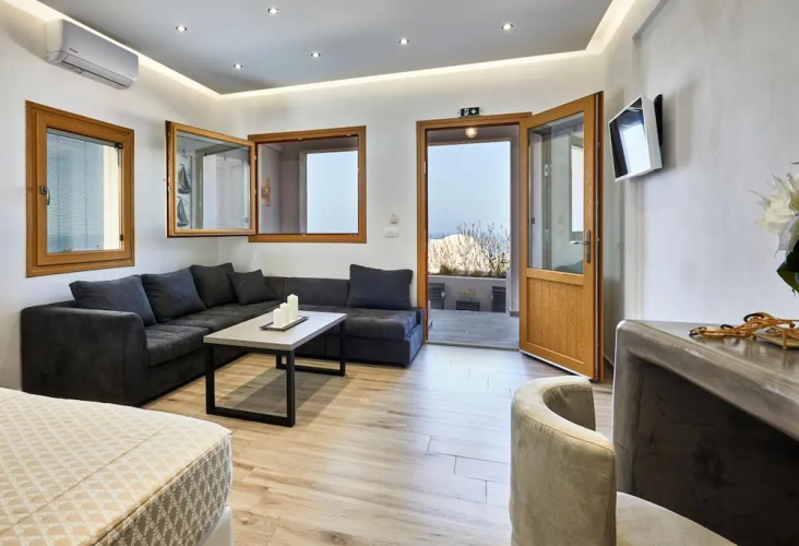 Alyvia Suites