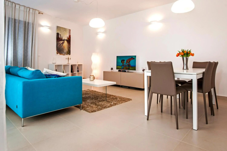 Sunset Luxury Apartment