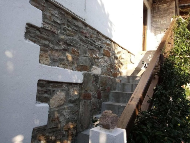2 Bedrooms Triple Apartment with balcony
