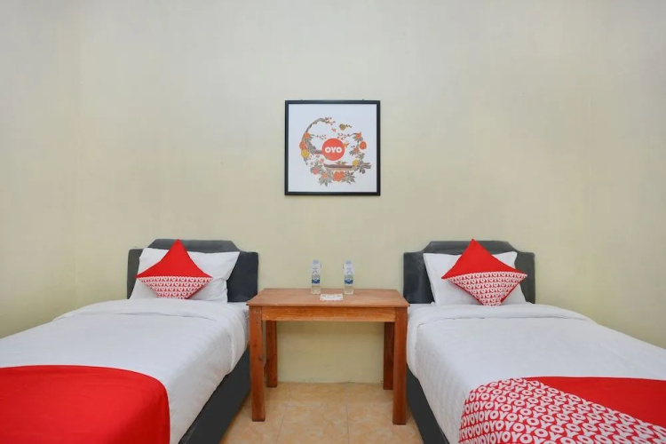 OYO 810 Idola Residence