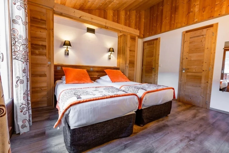 Superior Twin room with balcony