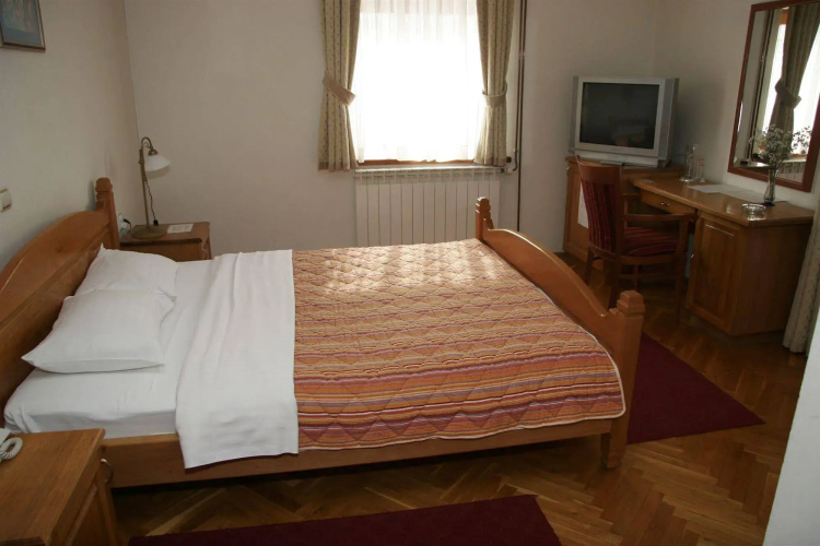 Sucevic Hotel