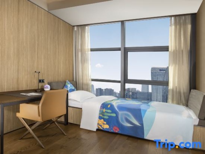 Deluxe Double Suite with pool view