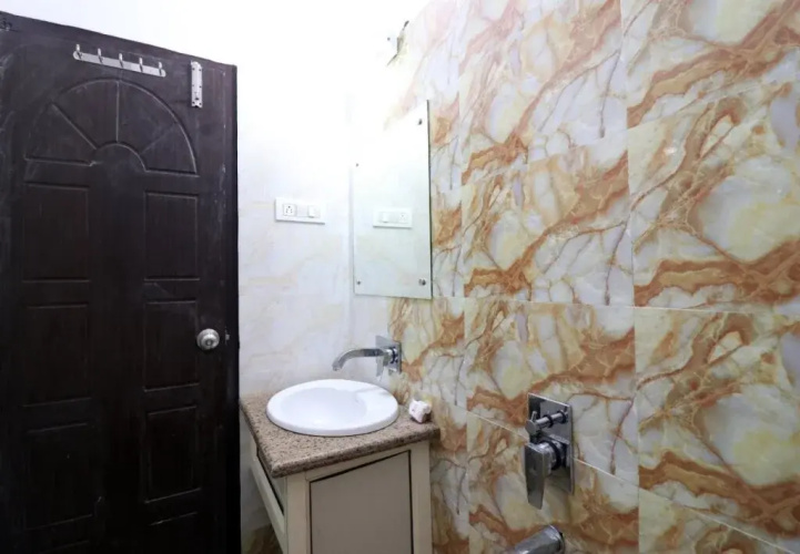 Hotel Siddhant By OYO Rooms