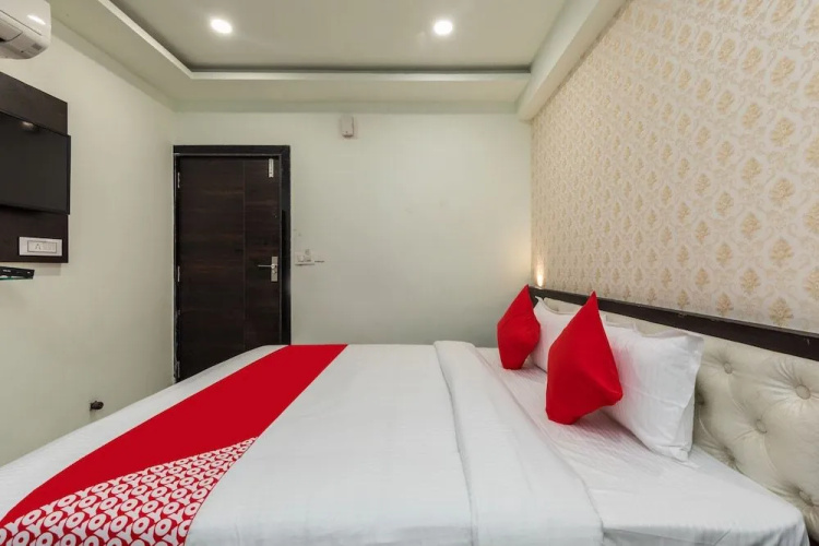 Oyo 42608 Hotel A5