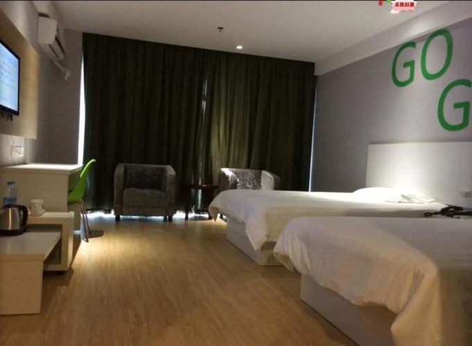 Motel 168