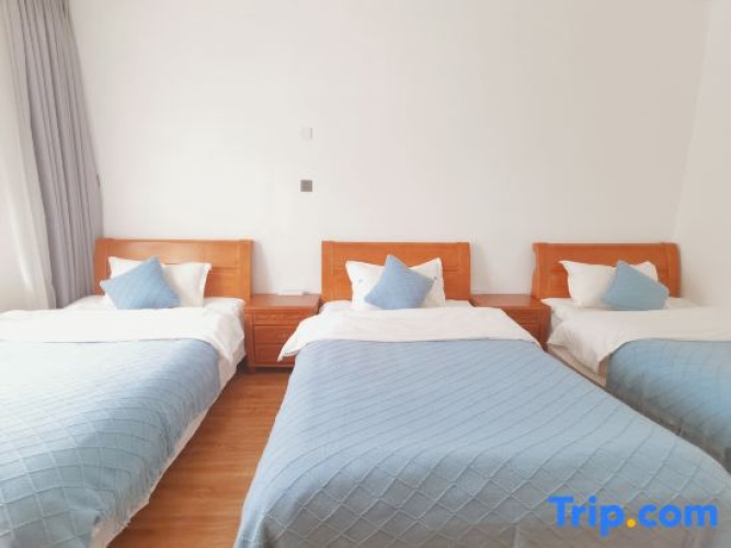 Premium Triple room