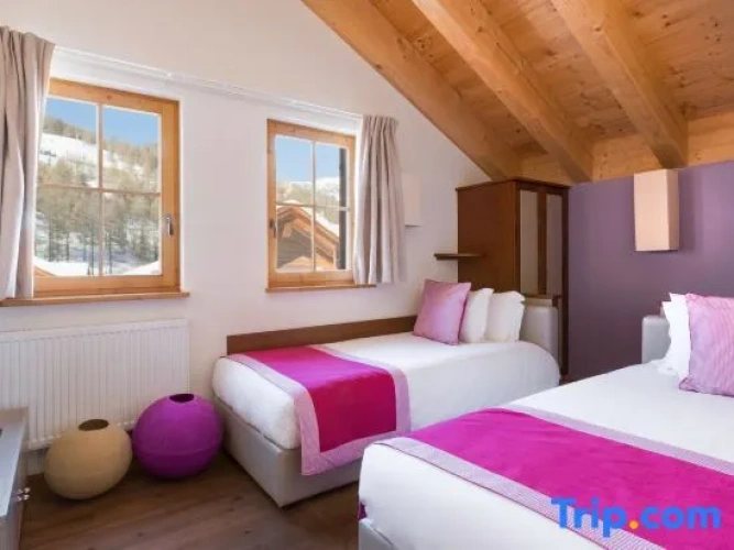 Deluxe Family room