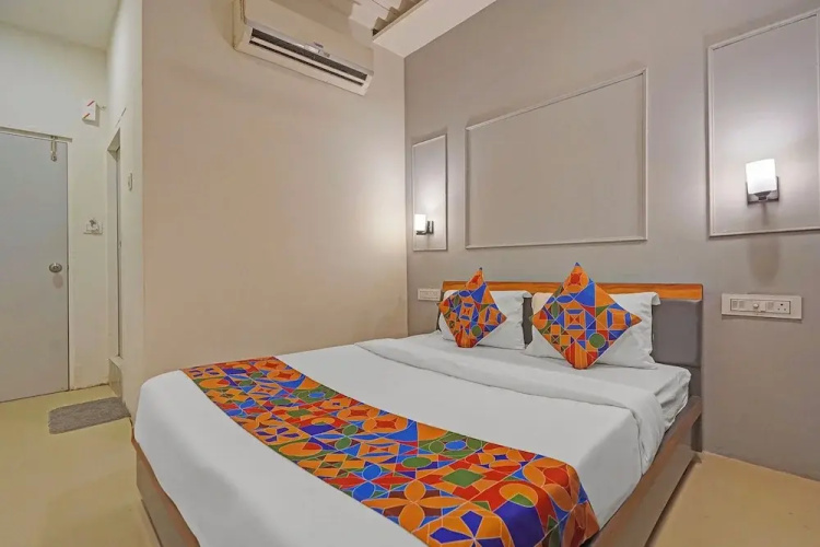 Fabhotel Stay In