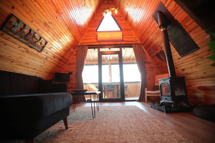 İnce Bungalov