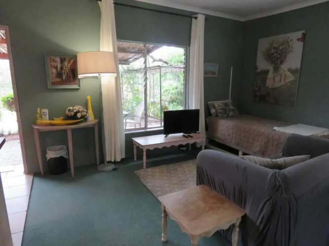 Nightjar Guest Lodge