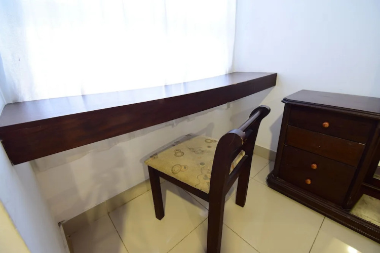 Apartamento Con Balcon - Piso 8