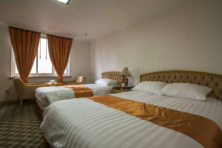 Kyungnam Tourist Hotel