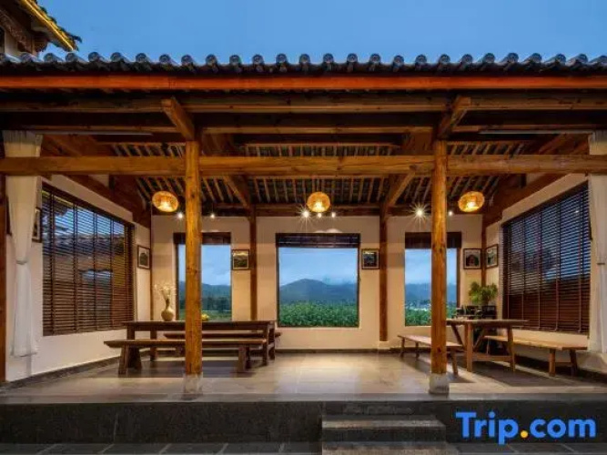 Shaxi Inviting Moon Guesthouse