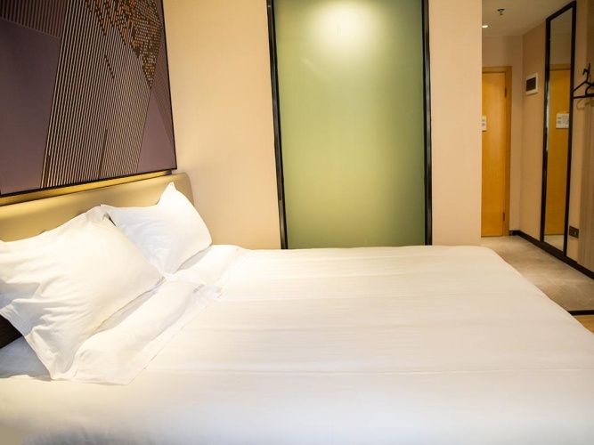 Economy room