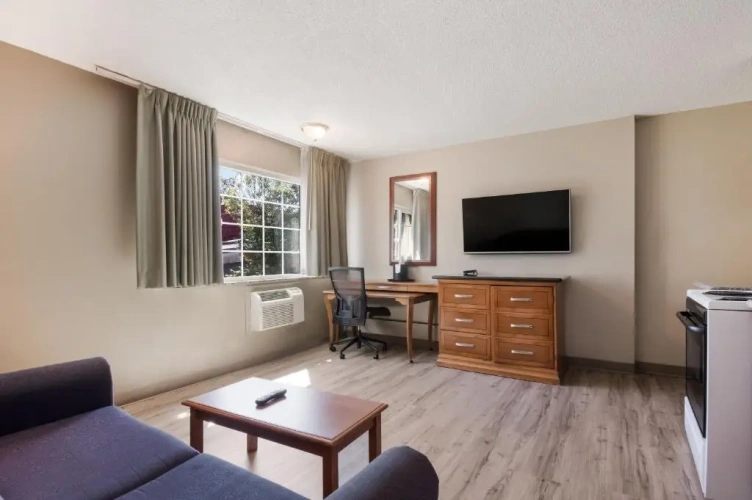 1 Bedroom Deluxe Double Suite