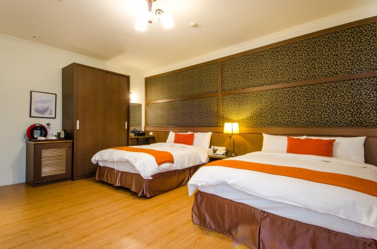 Standard Quadruple room