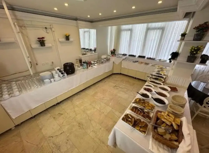 Garden Li̇va Hotel