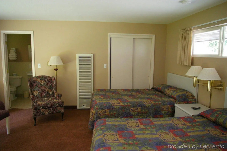 Monroe Motel