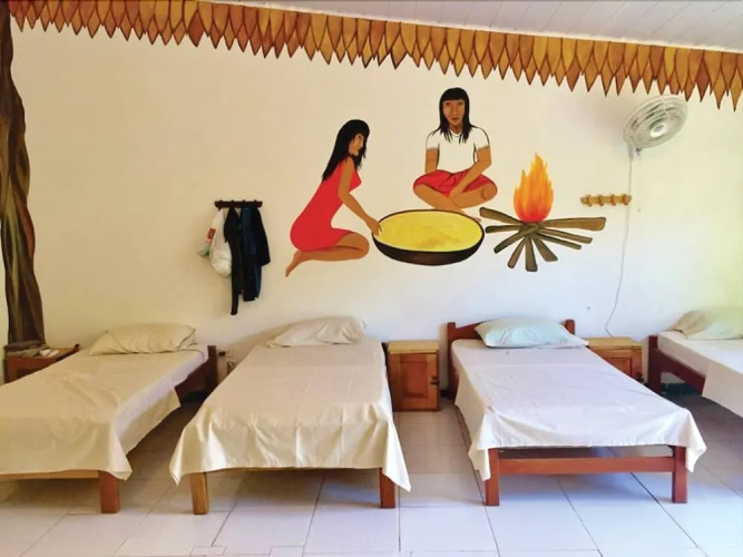 Anaira Hostel