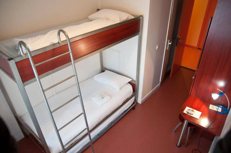 Ethic Etapes Eugène Hénaff - Hostel
