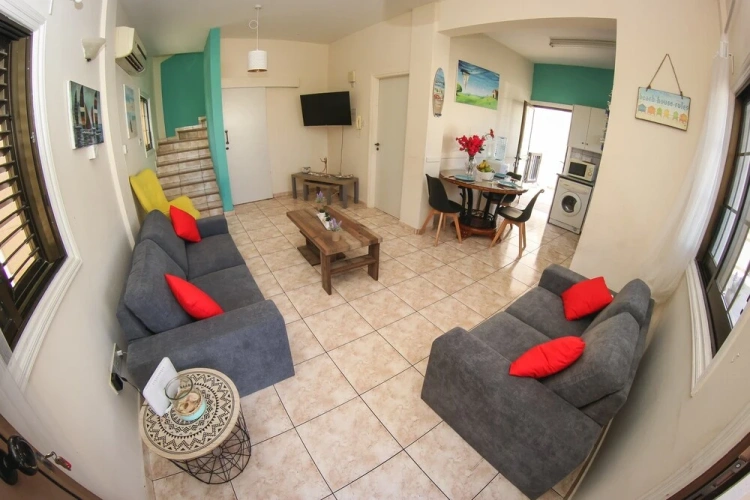 3 Bedrooms Villa