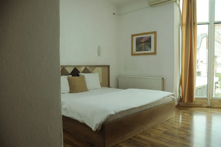Golden Hotel Bnb