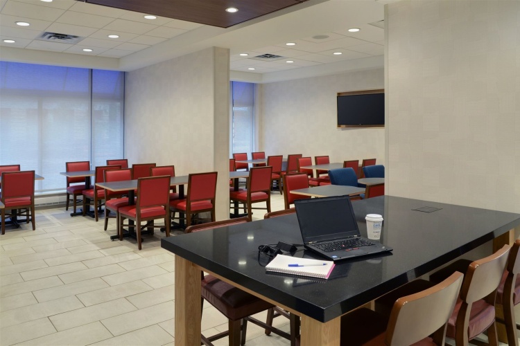 Holiday Inn Express Toronto Downtown photo 20