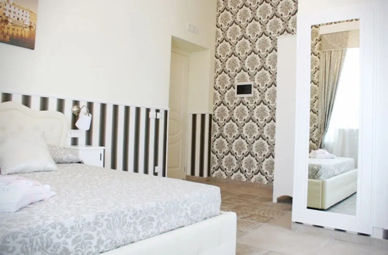 Domus Valadier Guesthouse