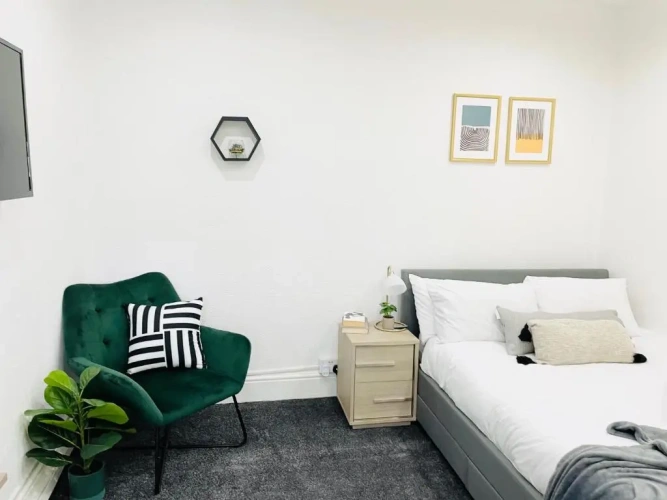 1 Bedroom Double Apartment