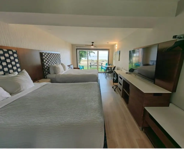 Standard Quadruple room with ocean view