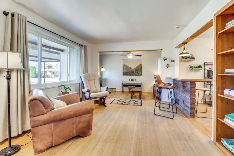 Easy Uptown Access! Charming ABQ Home w/ Yard