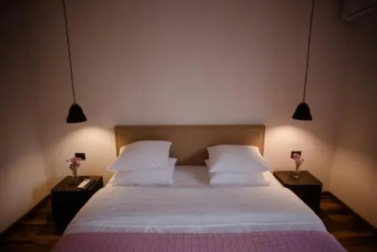7 Seven Hotel