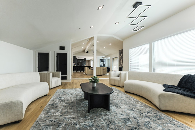 Luxurious Austin Hideaway! 4,400-sq-ft Estate
