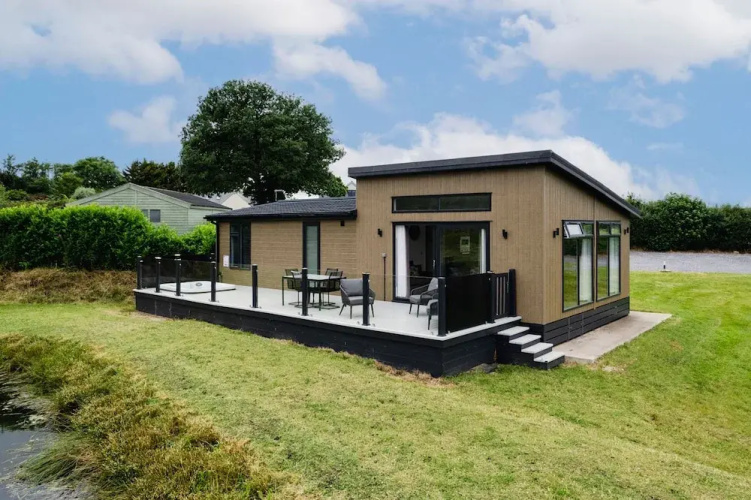 The Duck Pond - Countryside Hot Tub
