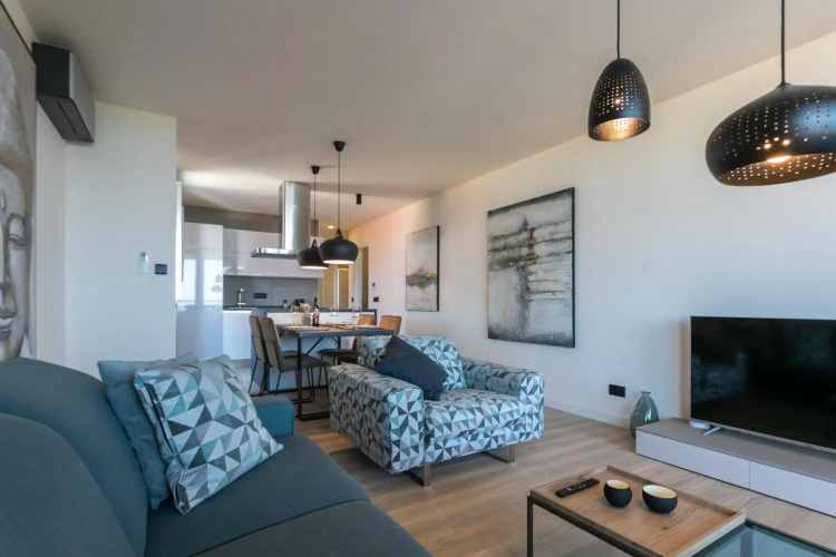Eni Luxury Residence
