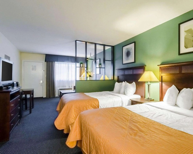 Rodeway Inn & Suites Williamsburg Central