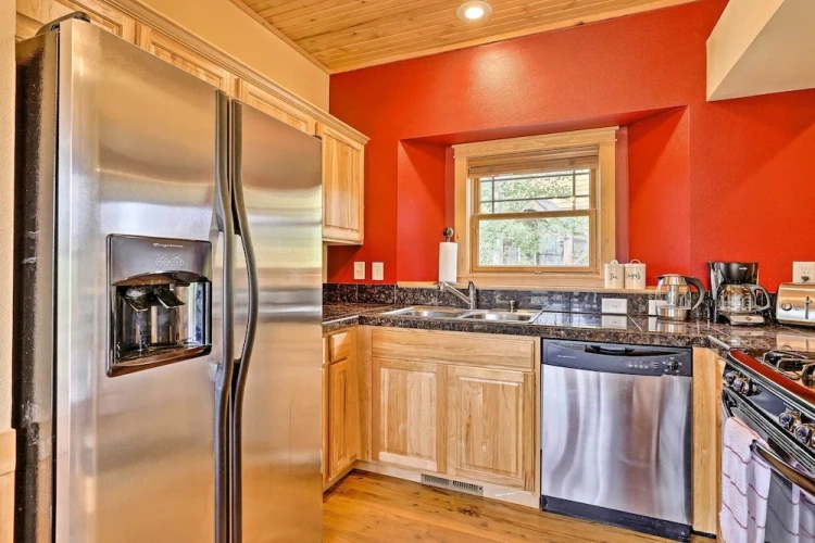 3 Bedrooms Cottage