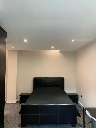 Elegant City Centre Apartment