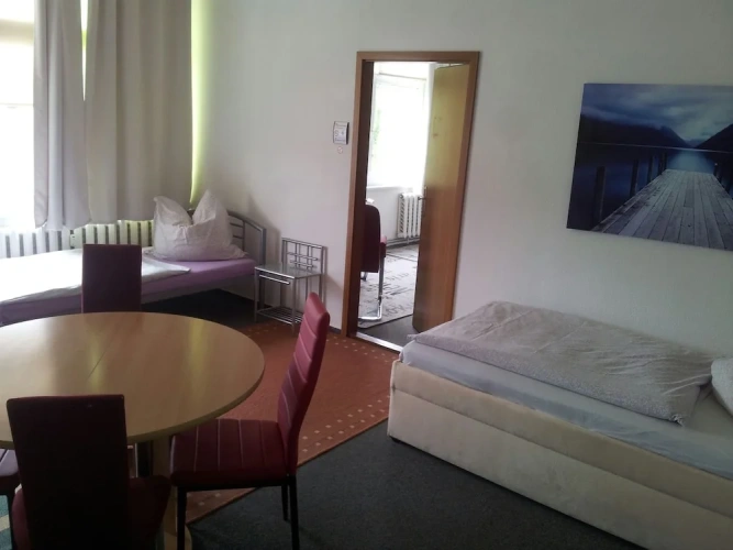 2 Bedrooms Classic Apartment